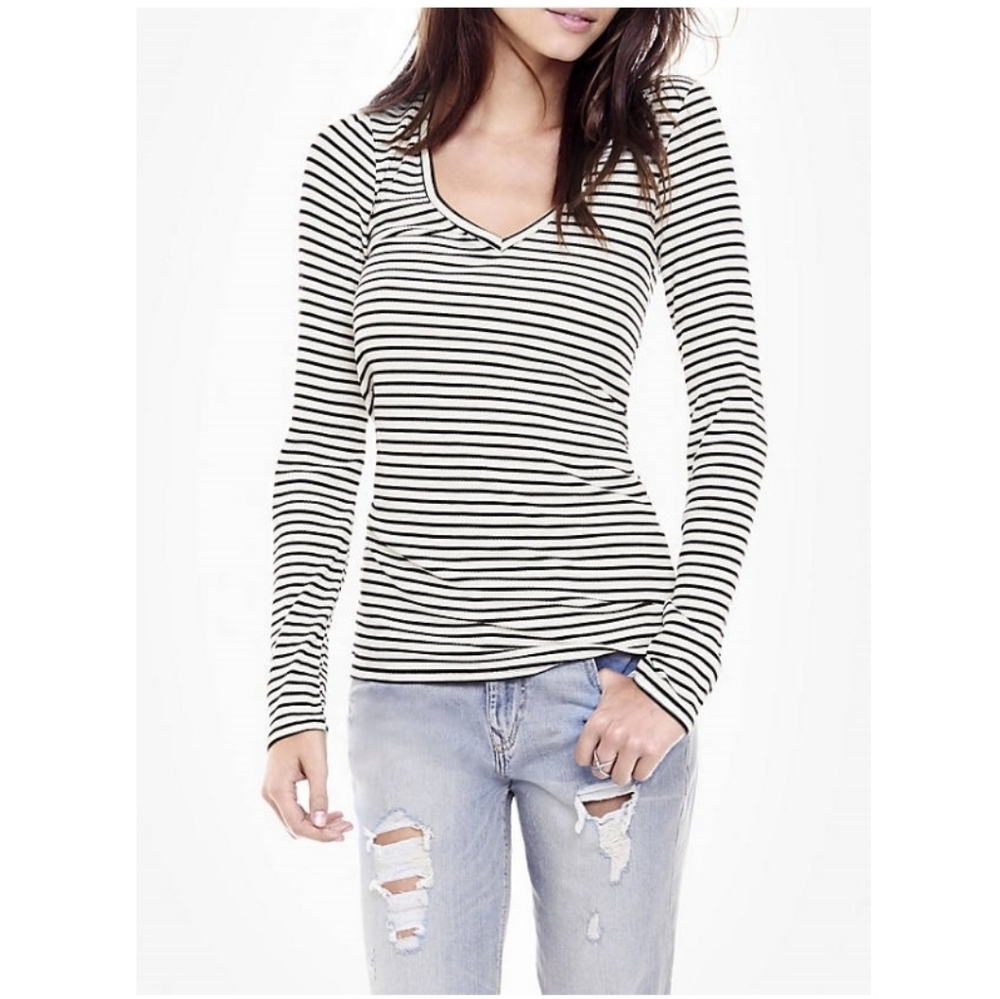 Express One Eleven Tee - black and white